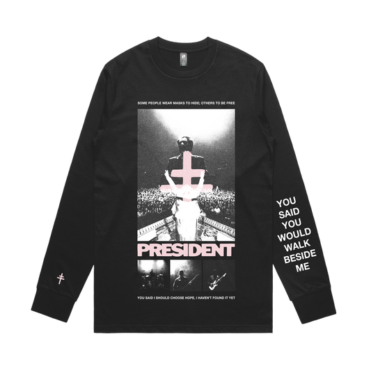 Walk Beside Me Long Sleeve T-shirt Black